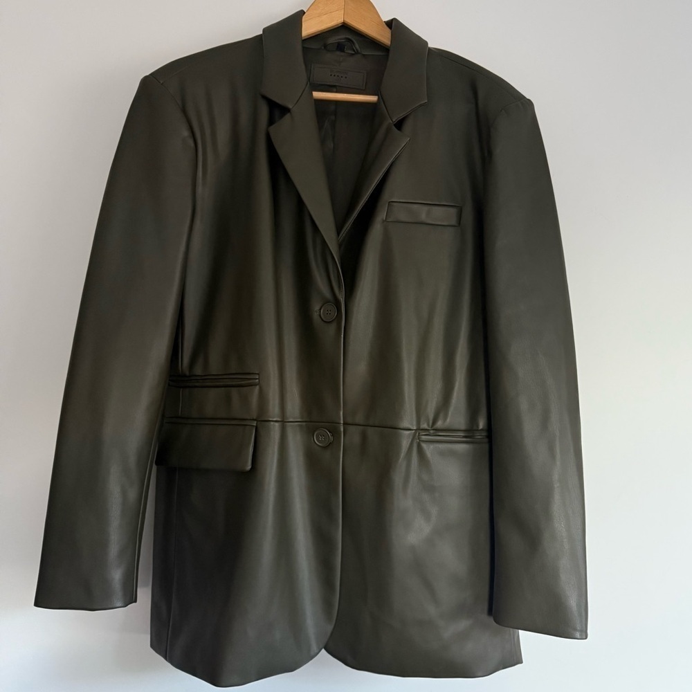 Blank NYC Olive Green Vegan Leather blazer Size: M - Picture 2 of 5